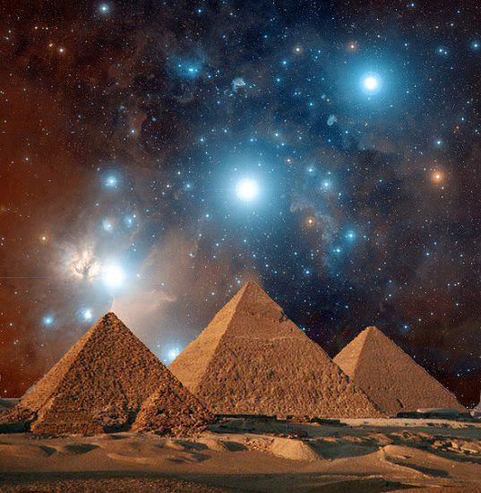 Piramides Cosmicas - To no Cosmos